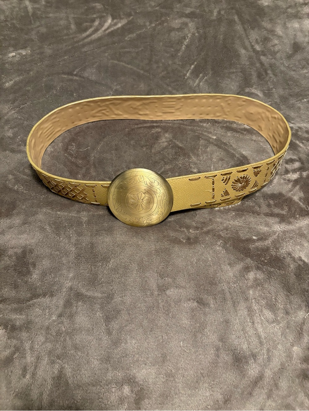 Amiee Lynn Women's Tan Embossed Belt with Decorative Brass Medallion Buckle